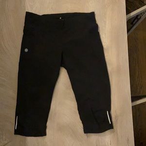 Athleta Dobby Be Free Knicker. Women’s M.